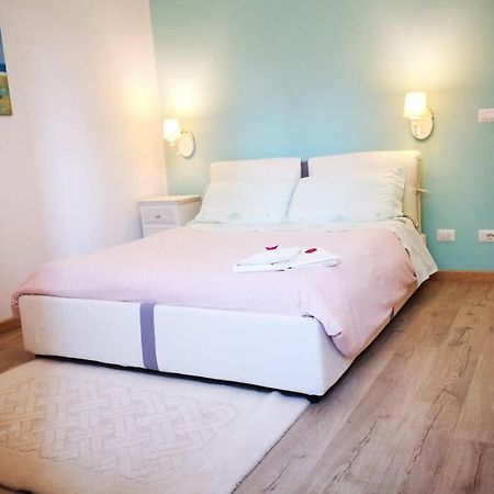 Delizioso Appartamento Cosy Ristrutturato Parma Buitenkant foto
